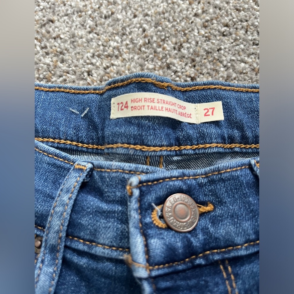 Levi’s High Rise 724 Straight Crop